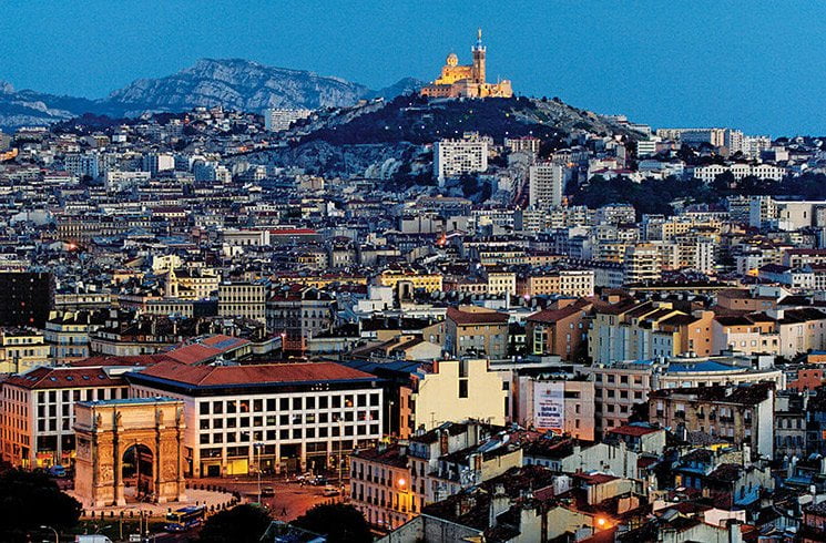 Votre entreprise est située à Marseille ? Choisissez une agence SEO marseillaise pour privilégier le contact humain.